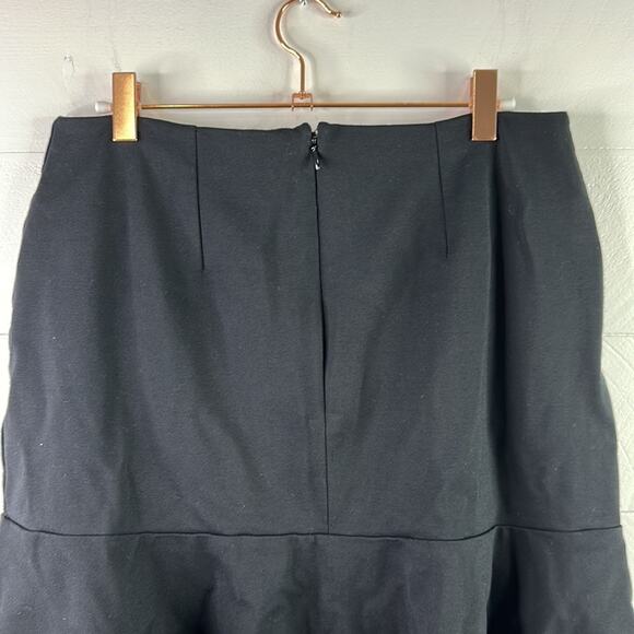 BANANA REPUBLIC Black Stretchy Soft Mini Ruffle Skater Skirt Size 6 Petite - Picture 3 of 9